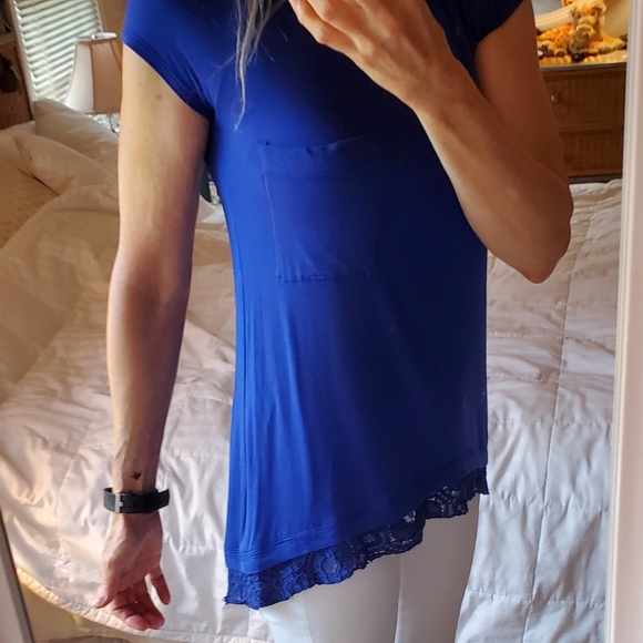 🍒Anthropologie Lace Edge Bordeaux Blue Tunic Top CYA - Picture 9 of 12